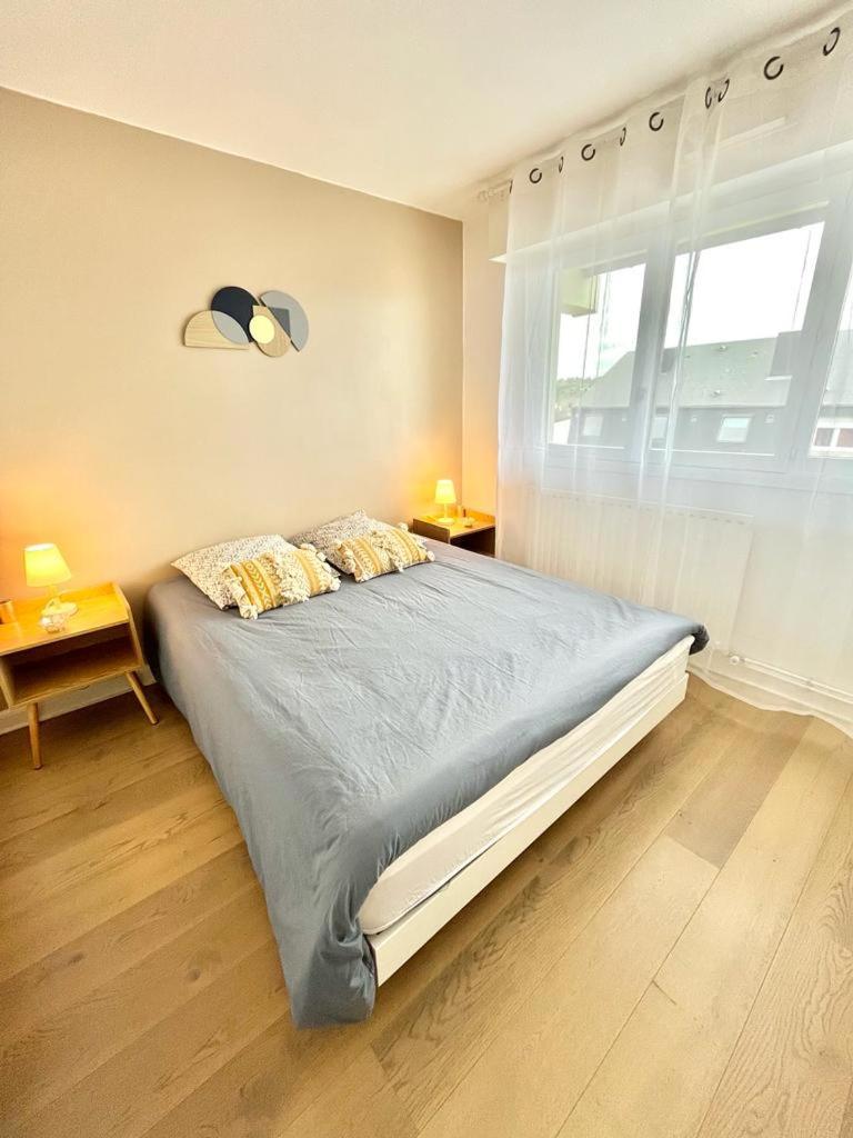 شقة Le Cosy Avec Piscine, Balcon Et Parking تروفيي سور مير المظهر الخارجي الصورة